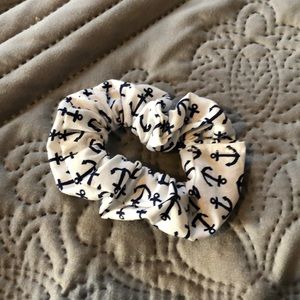100% Handmade Scrunchie